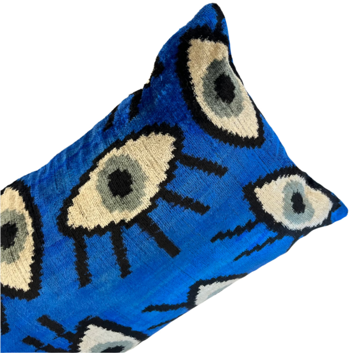 Mirage velvet cushion - See no evil