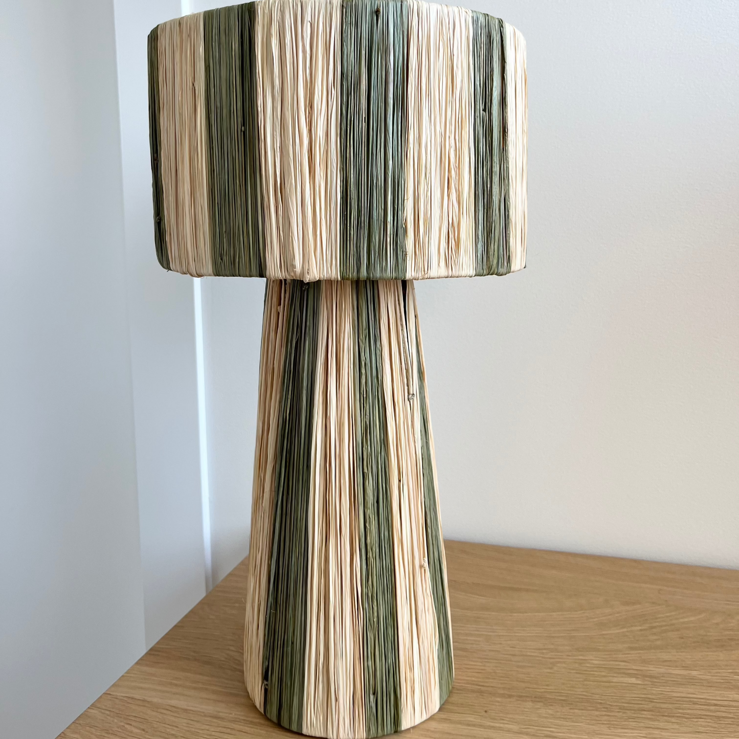 Raffia Table Lamp - Short