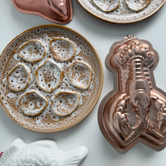 French vintage barbotine oyster plate in tan & white fleck