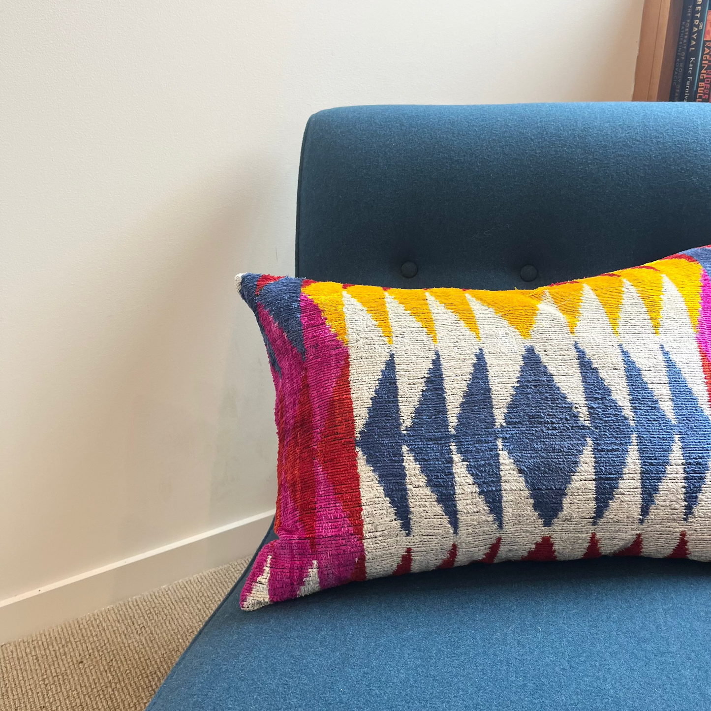 Mirage velvet cushion - Party in Brazil