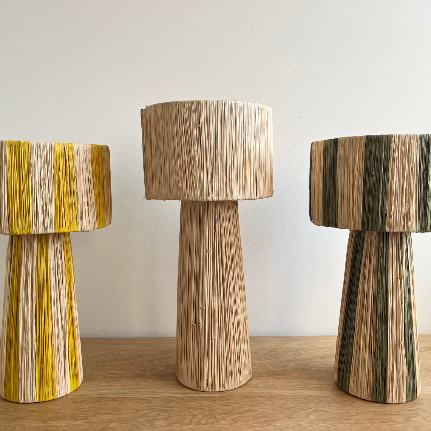 Raffia table lamp - Tall
