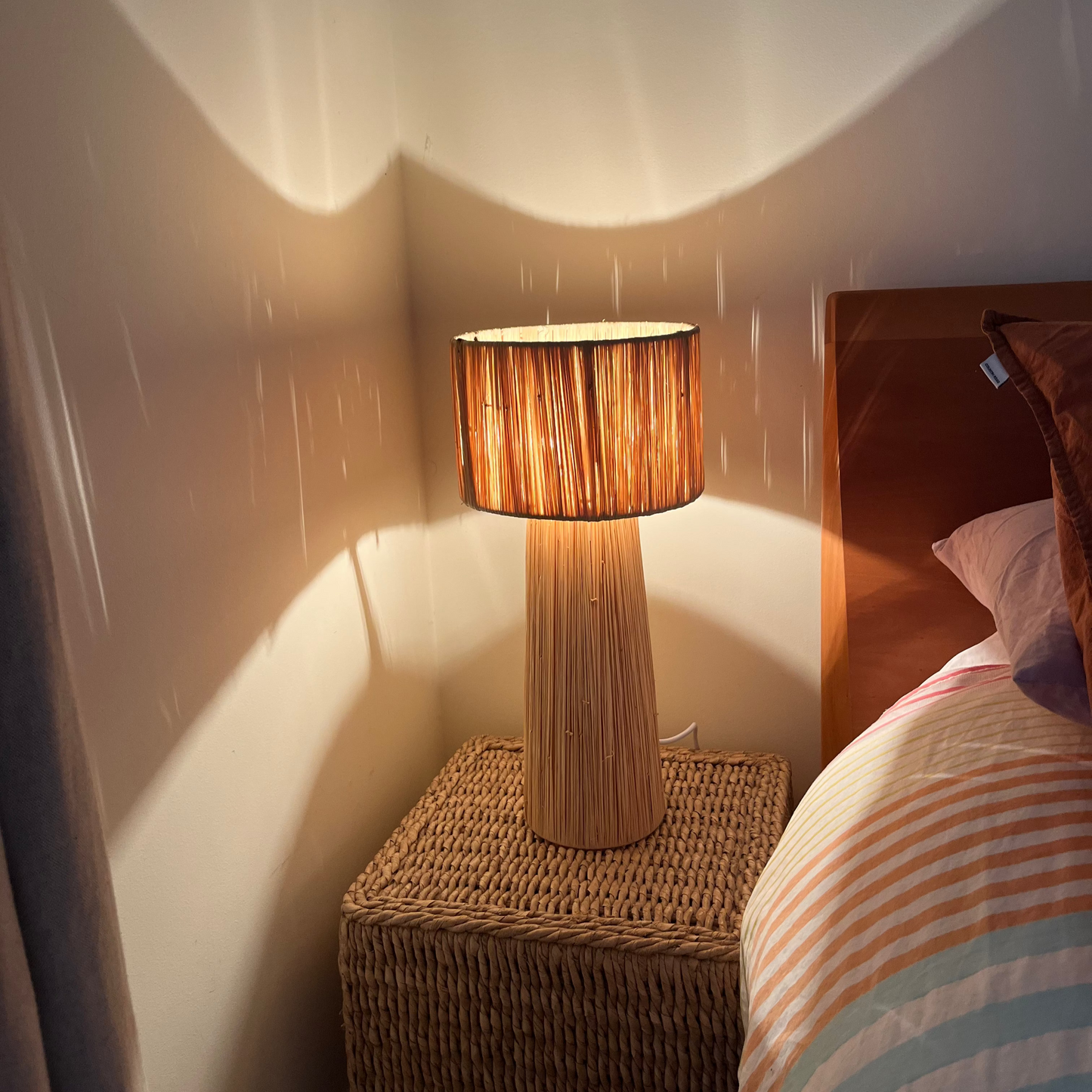 Raffia table lamp - Tall